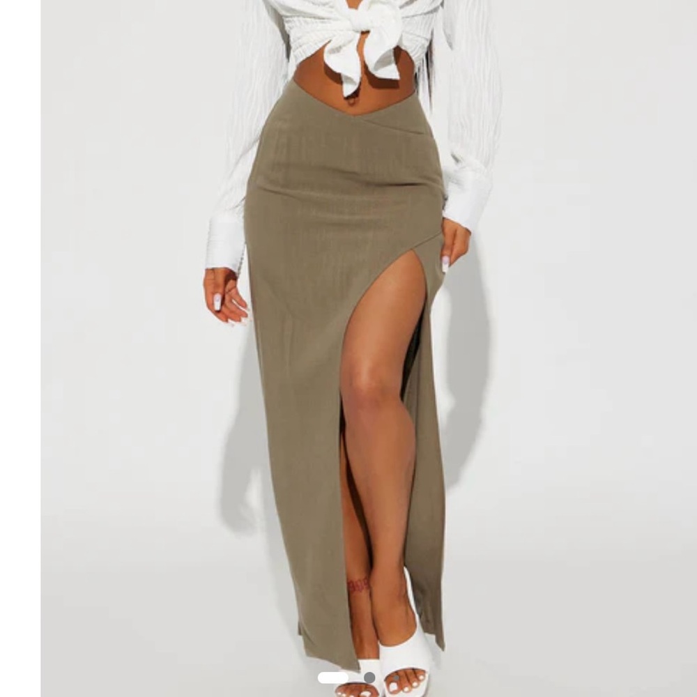 NEW Fashion Nova Olive Green High-Slit Maxi Skirt